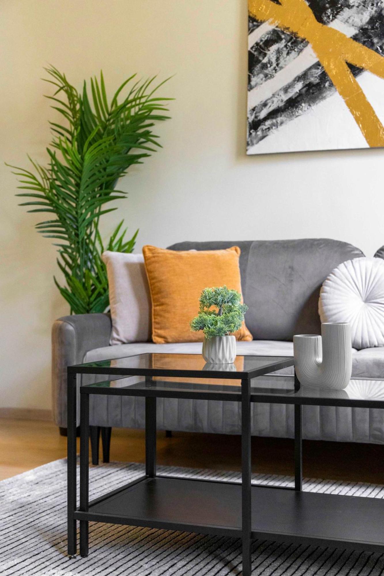 Exclusive & Spacious W/ 4bedrm 2bathrm Appartement Boedapest
